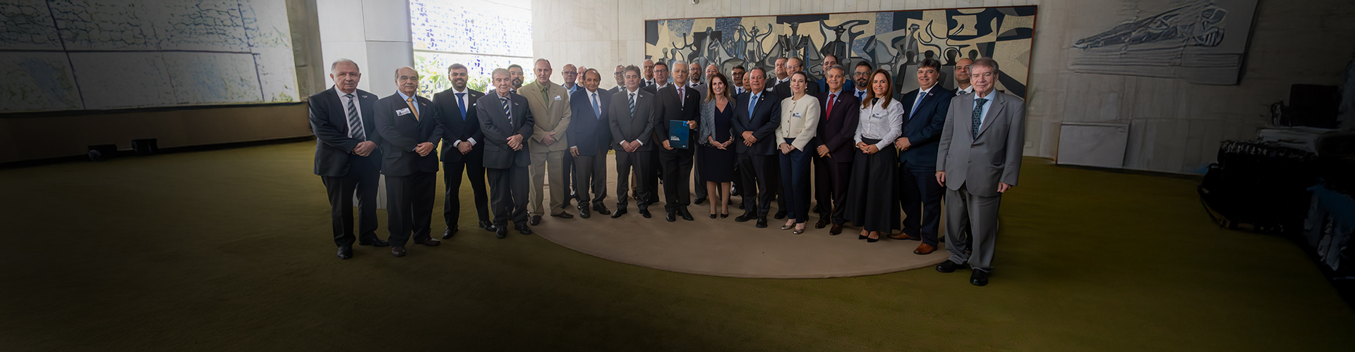 Empresários e parlamentares no Congresso - Foto