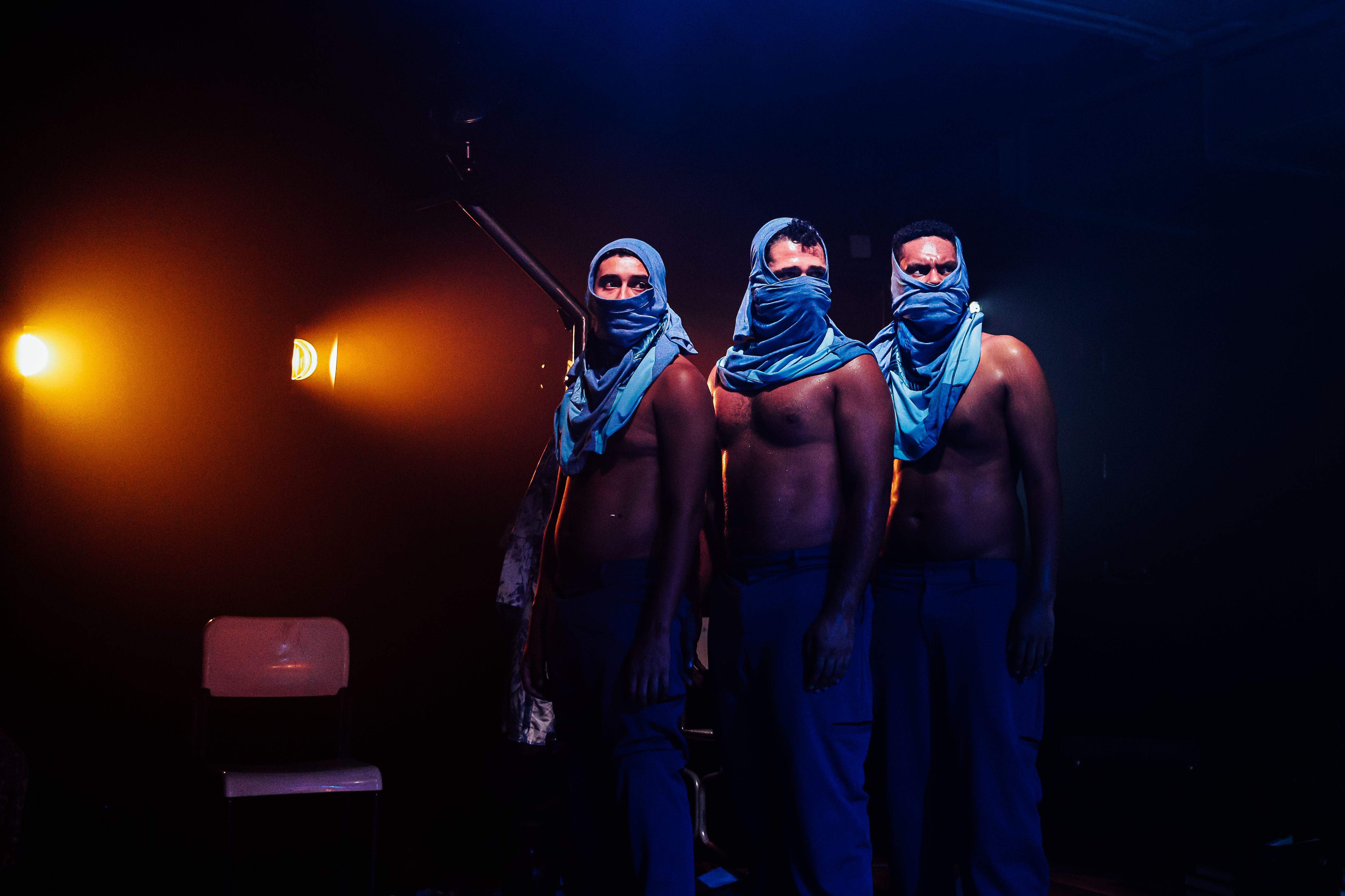 Questões de gênero, identidade e outras 