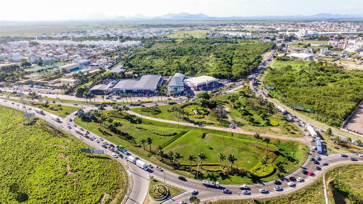 Vista do alto da BR-118 em Campos